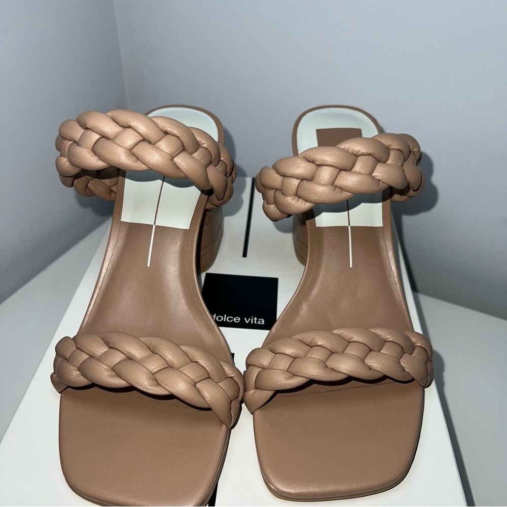 Dolce Vita Women's Braided Tan Sandals